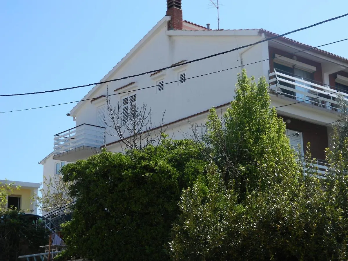 Apartments With A Parking Space Palit, Rab - 4983 0*, Palit