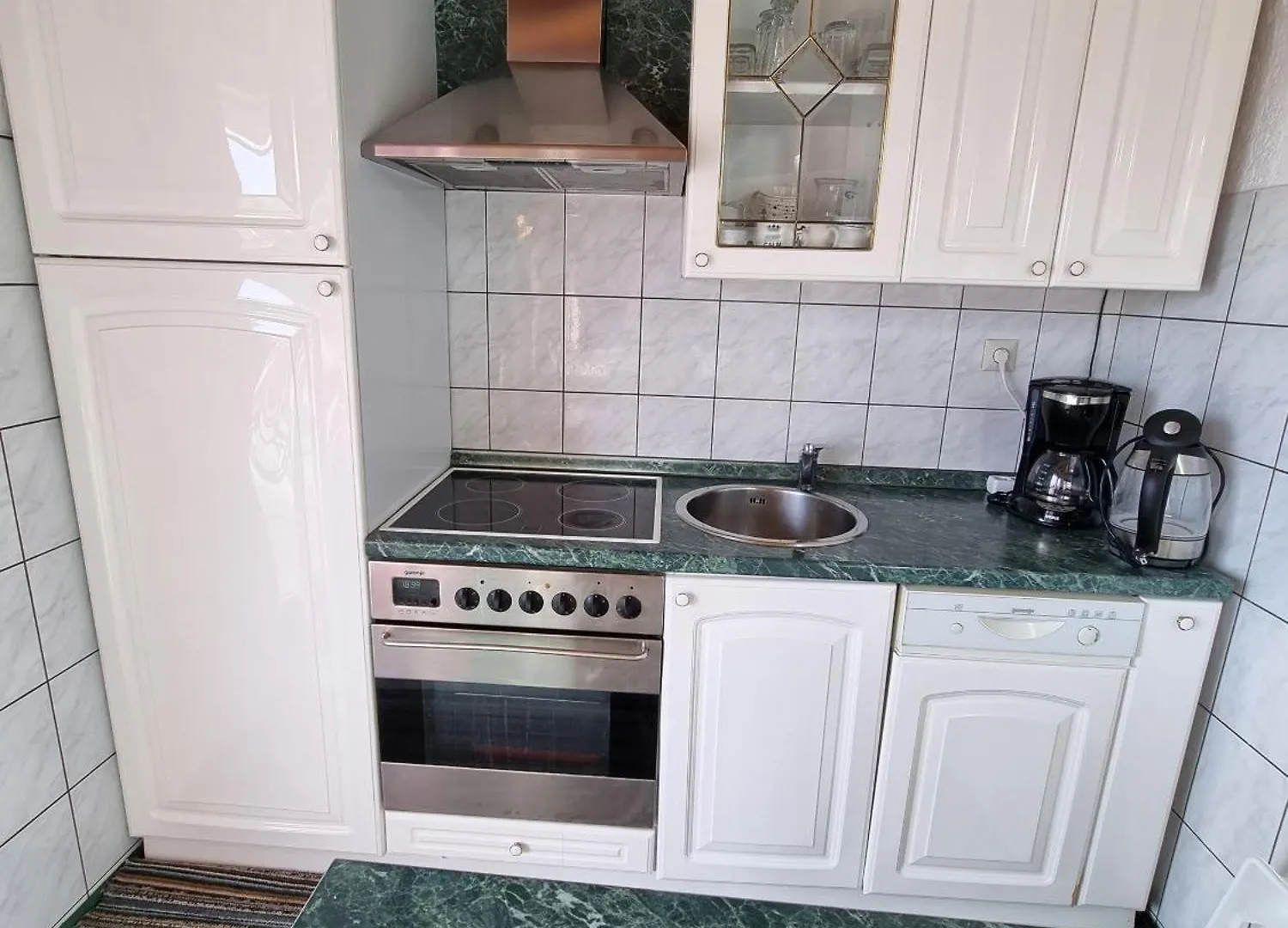 Apartments With A Parking Space Palit, Rab - 4983 0*, Palit Croatia